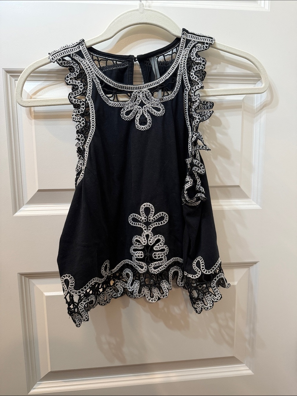 Black Sleeveless Embroidered Ruffle Top Anthropologie
